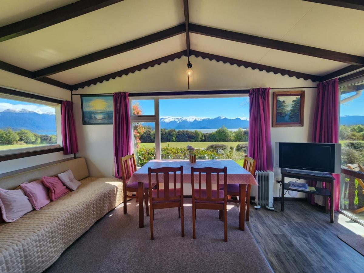 Manapouri Holiday Park Exterior photo