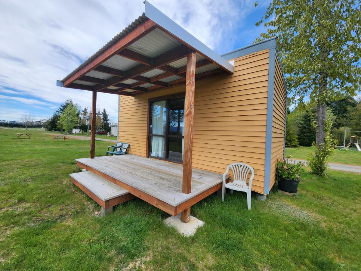 Manapouri Holiday Park Exterior photo