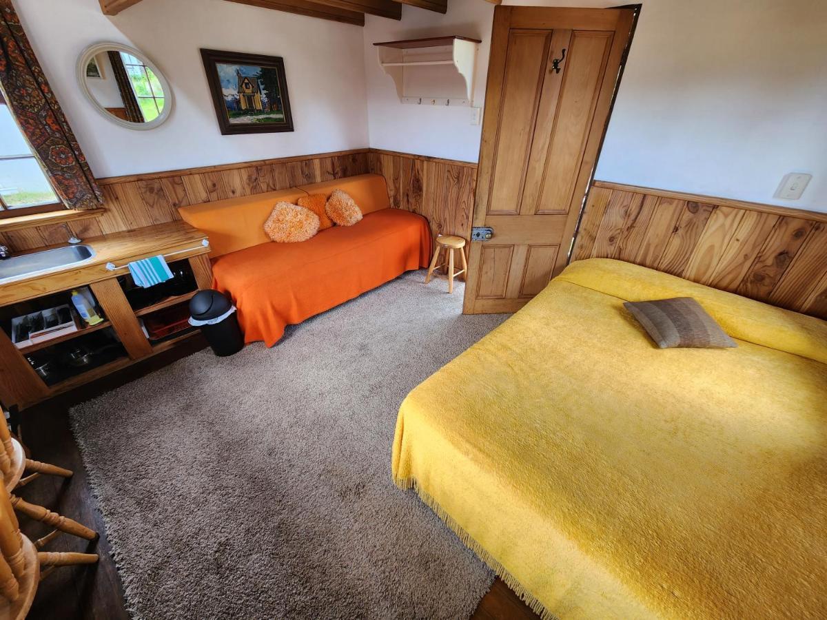 Manapouri Holiday Park Exterior photo