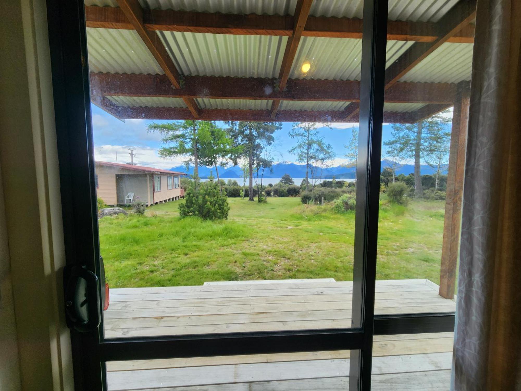 Manapouri Holiday Park Exterior photo